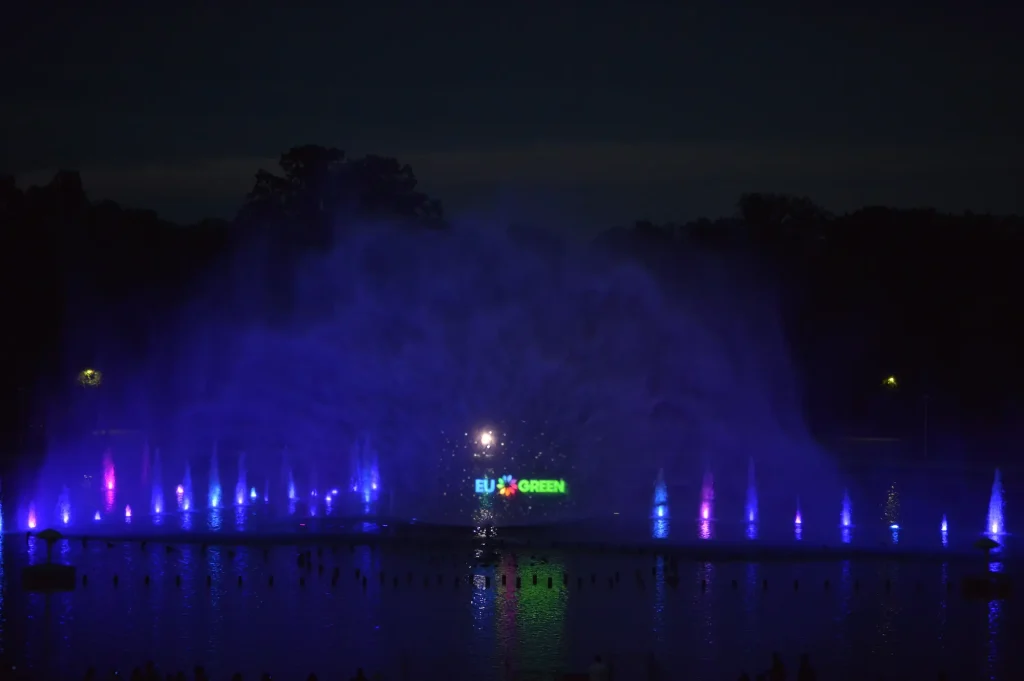 Show of the Wrocław Multimedia Fountain at the Pergola (Wrocław)